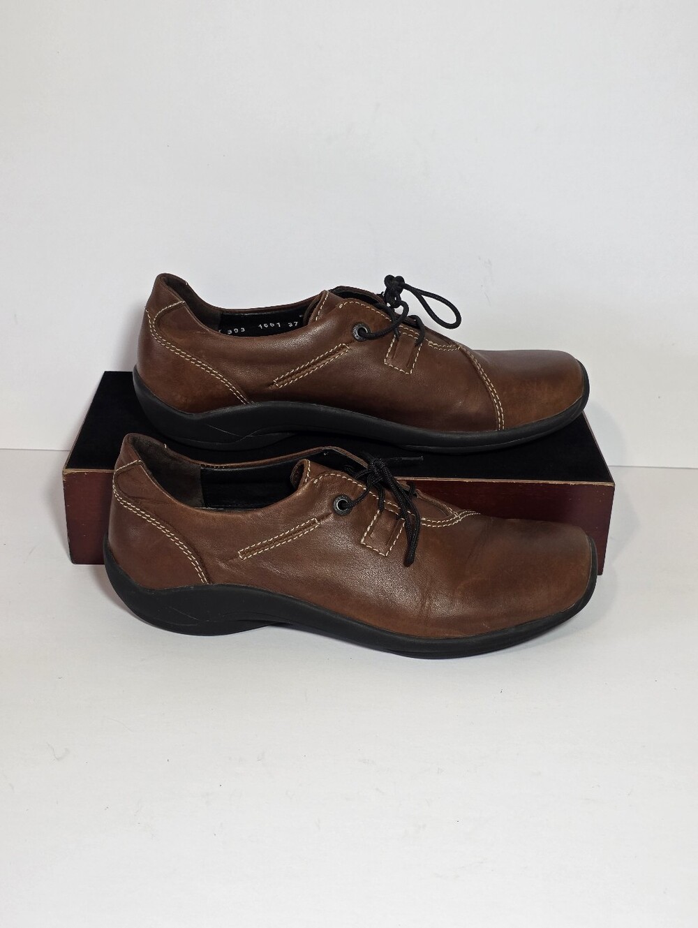 Wolky Brown Leather Oxfords Lace Up Comfort Walking Shoes EU 37 US 6.5